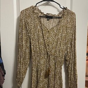 Chic Long Sleeve Floral Dress in Brown